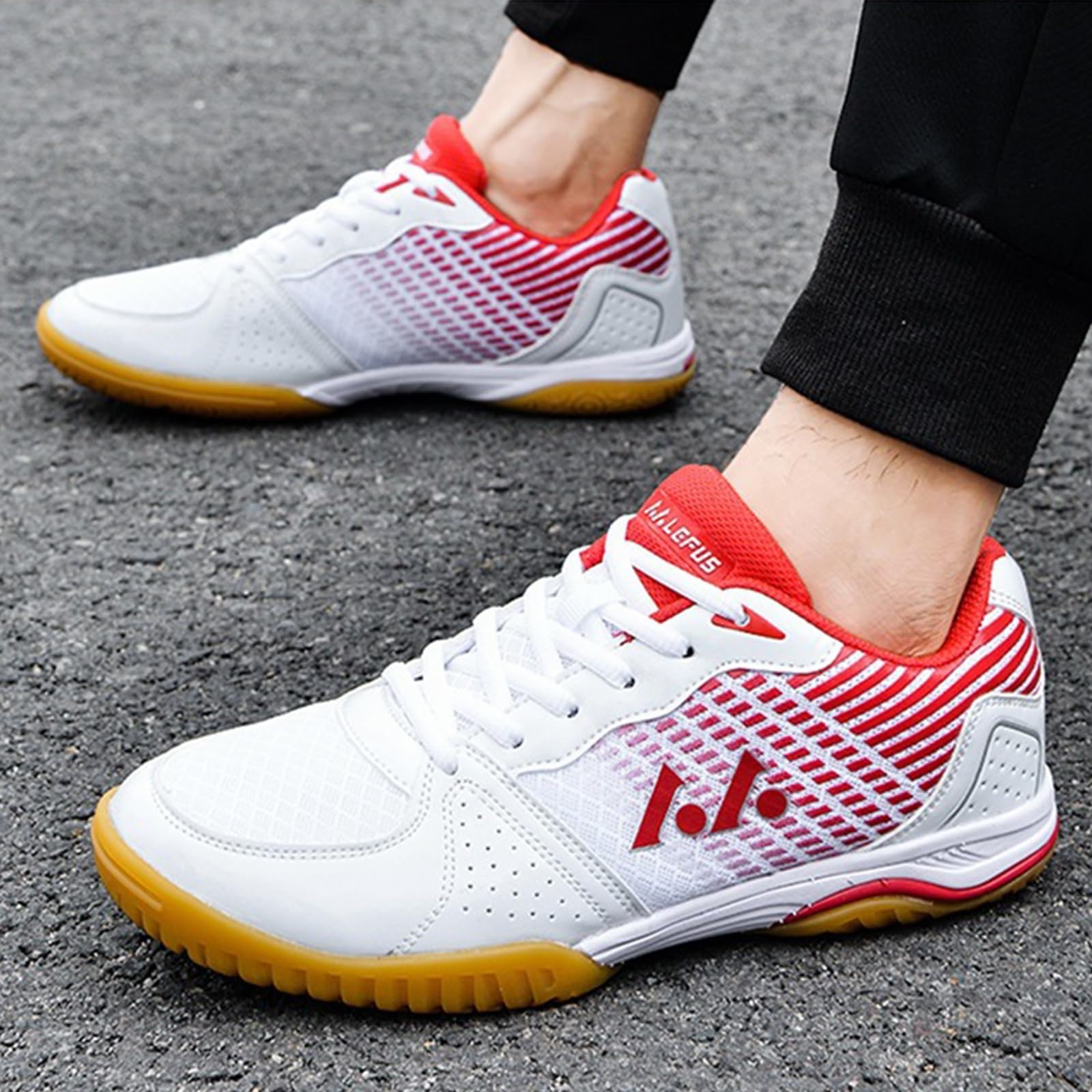 NGARY Chaussures de badminton pour homme et femme - Légères - Absorption des chocs - Antidérapantes - Pour tous les types de sports