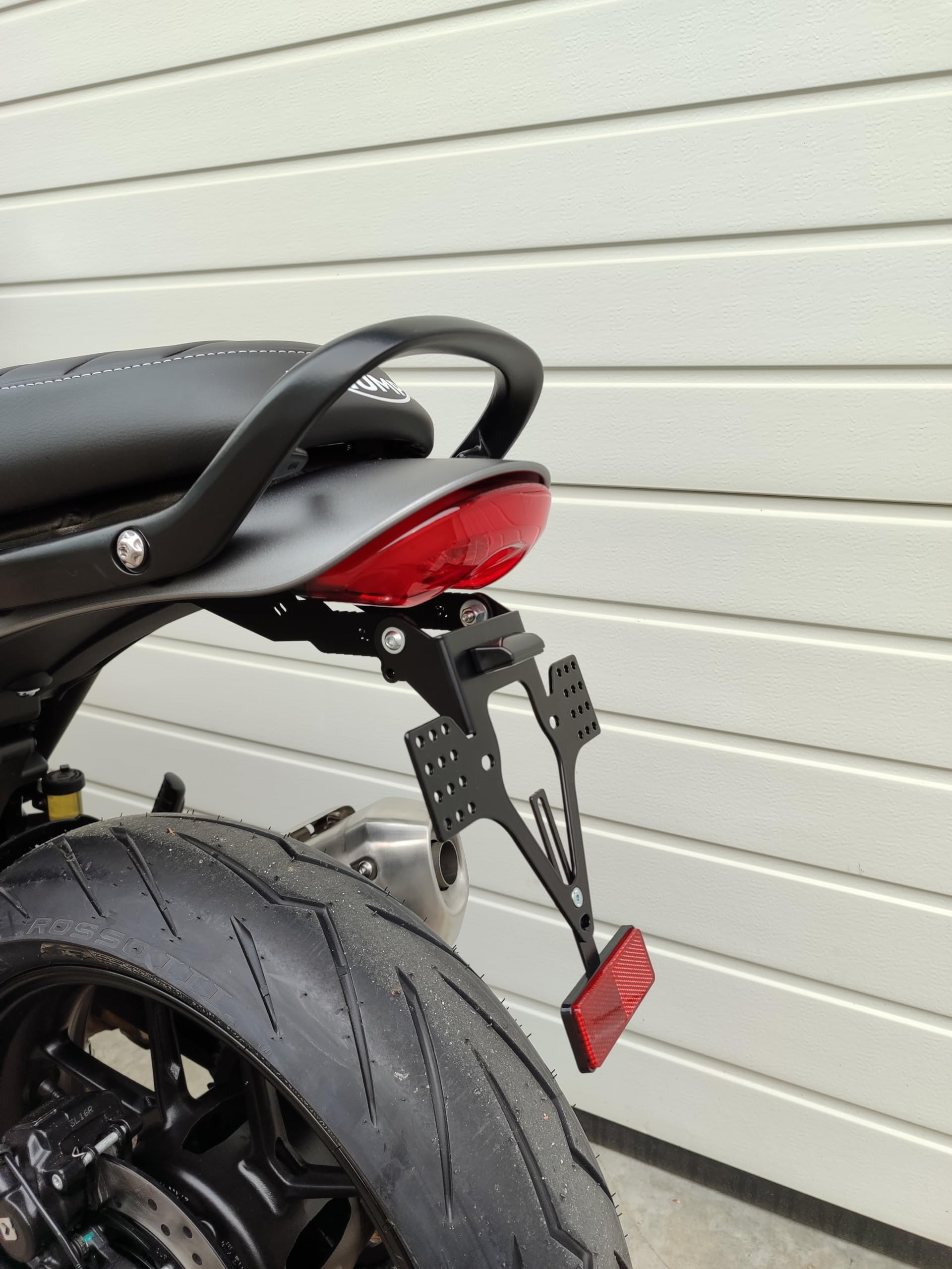 kurzer Kennzeichenhalter für Triumph Speed 400 Scrambler 400 X ab 2024 Kennzeichenträger EVO Set Tail Tidy Heckumbau kurzes Heck Classic GroFaTec Triumph speed400
