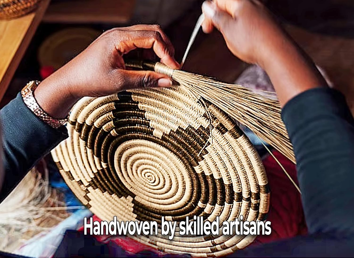 Set of 6 Handwoven Seagrass Baskets – Decorative Woven Baskets for Wall or Table Décor, Boho & Farmhouse Style