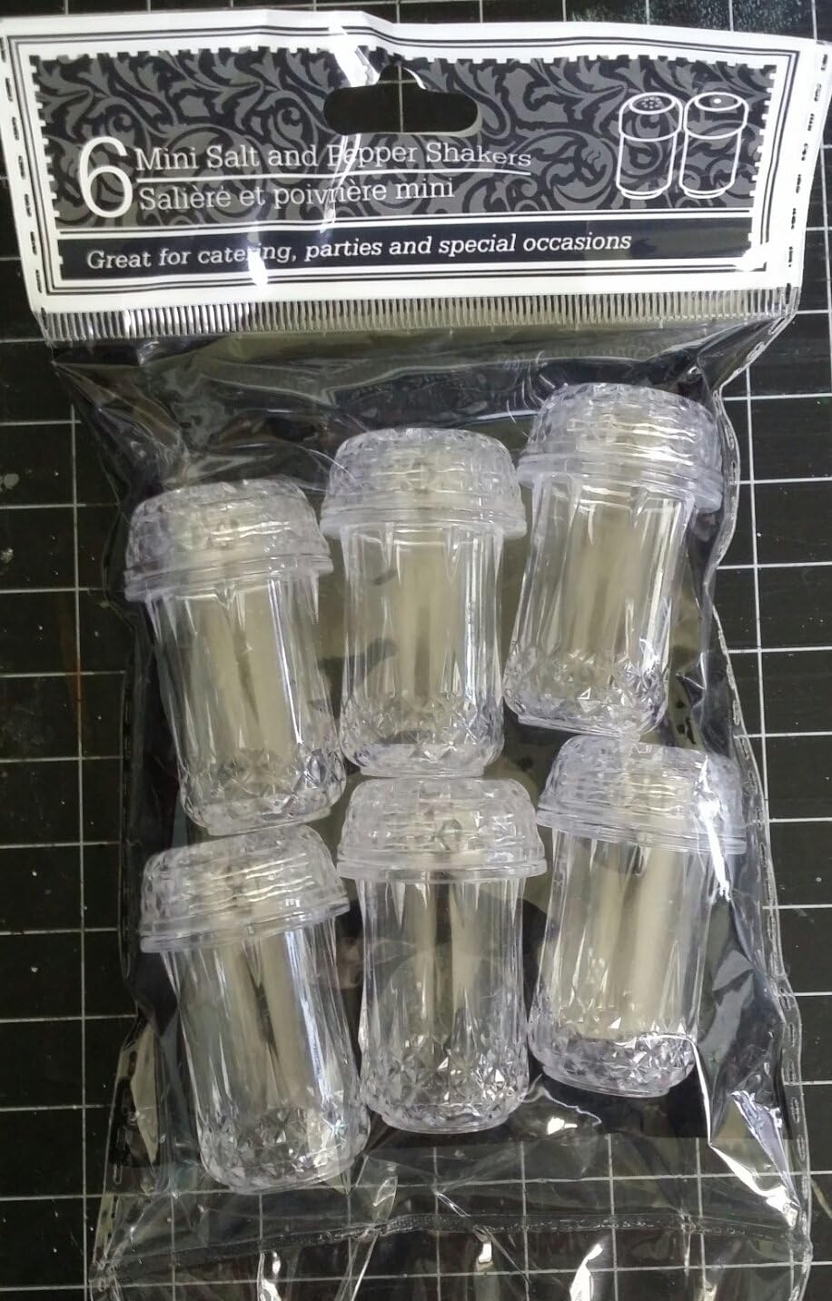 6 mini salt and pepper shakers heavy plastic 2"