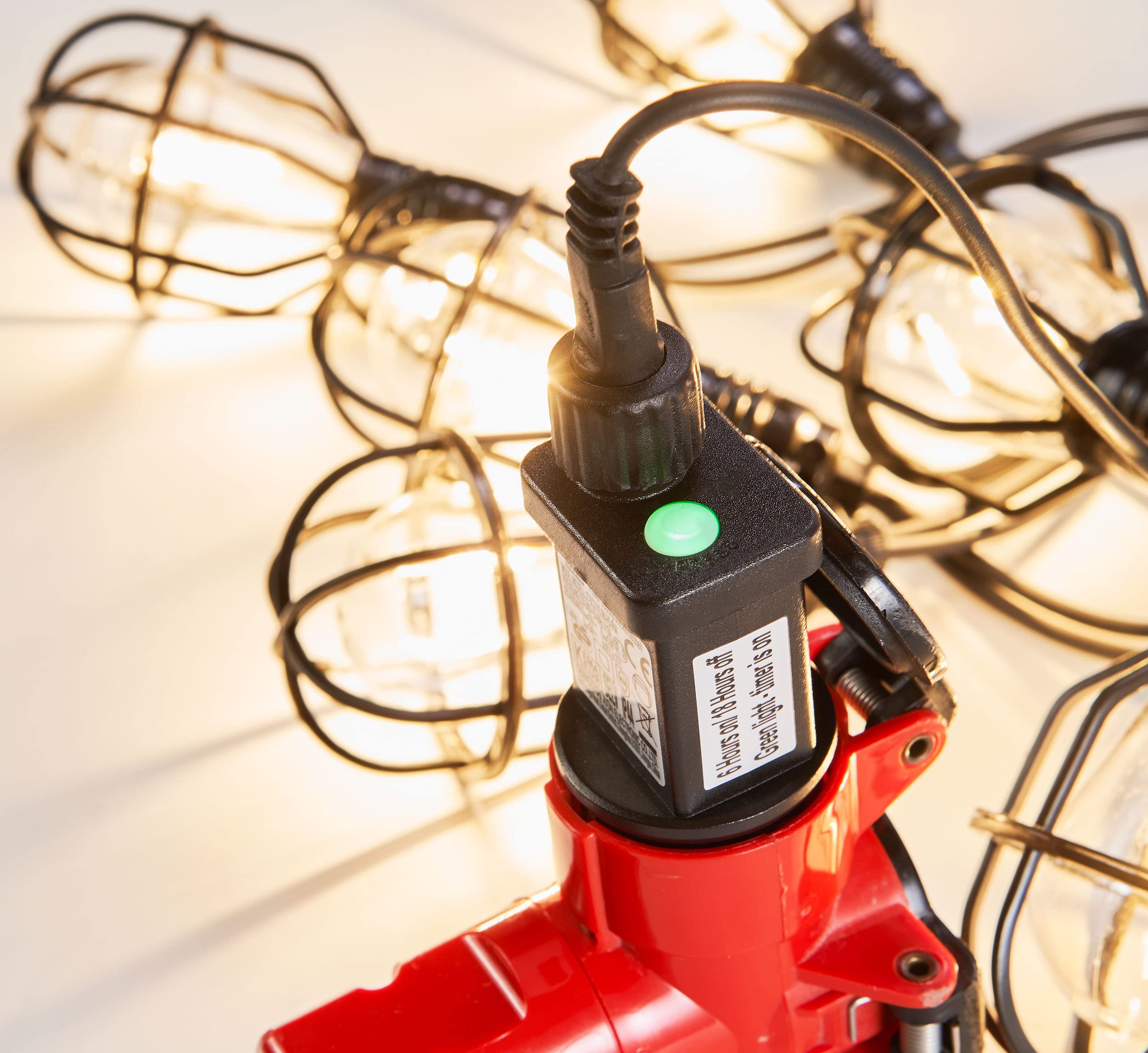 AMARE Catena luminosa industriale per interni ed esterni, 10 lampadari con alloggiamento della lampada nera, cavo da 3 m, IP44 e timer