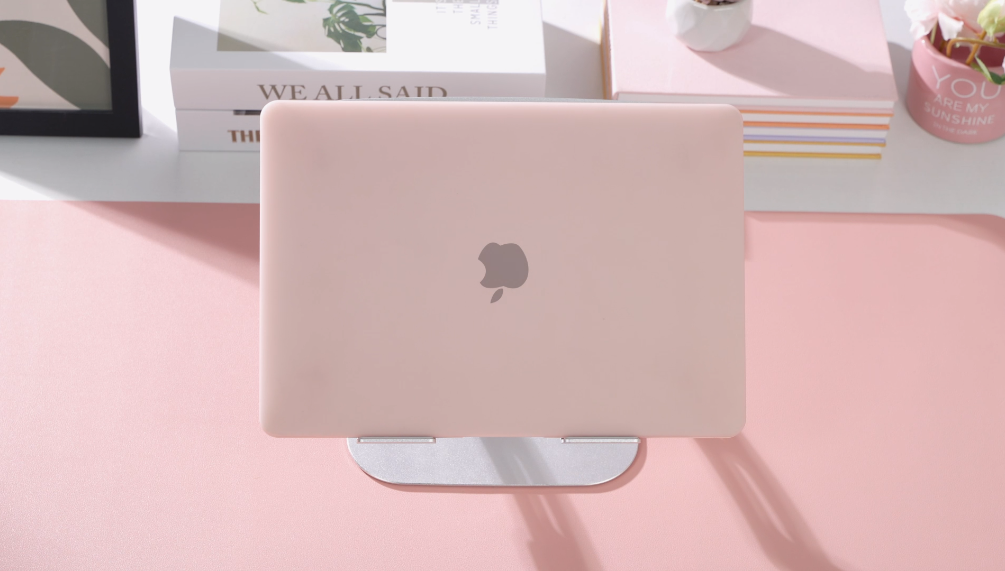 【casetif】MacBook Pro ケース　Pink&Ven Amazon.com: EooCoo Case Compatible with MacBook Pro 14 inch