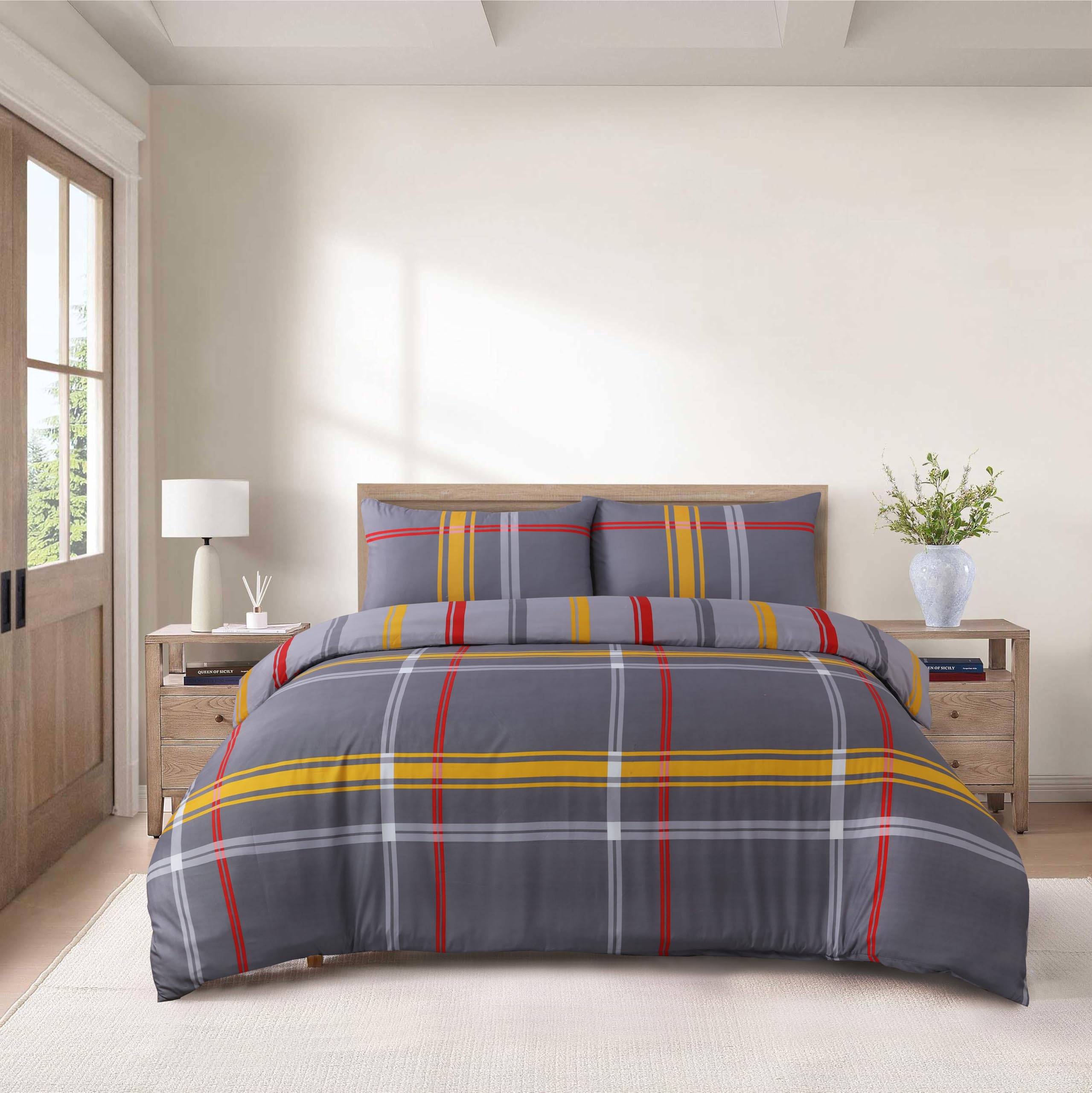 CHARKHAH 4 Piece Complete Bedding Set – Microfiber Reversible Duvet Cover, Deep Fitted Sheet & 2 Pillowcases | Soft, Breathable & Elegant - MF-QA-COM-SET-SUP-KING-HAMPTON