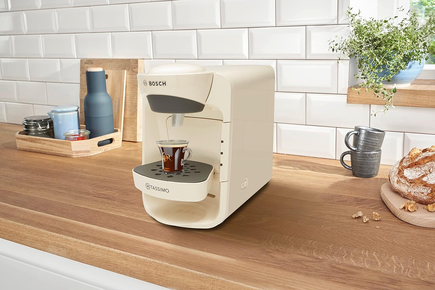 Tassimo by Bosch Suny 'Special Edition' TAS3107GB Coffee Machine,1300 Watt, 0.8 Litre - Cream 10 81euHgMsazL. AC SL1500