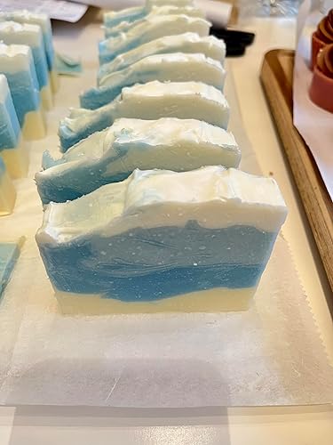 Miniatura 7 de Holiday House Handcrafted Artisan Exfoliating Sea Salt Body Soap with Korean Red Ginseng