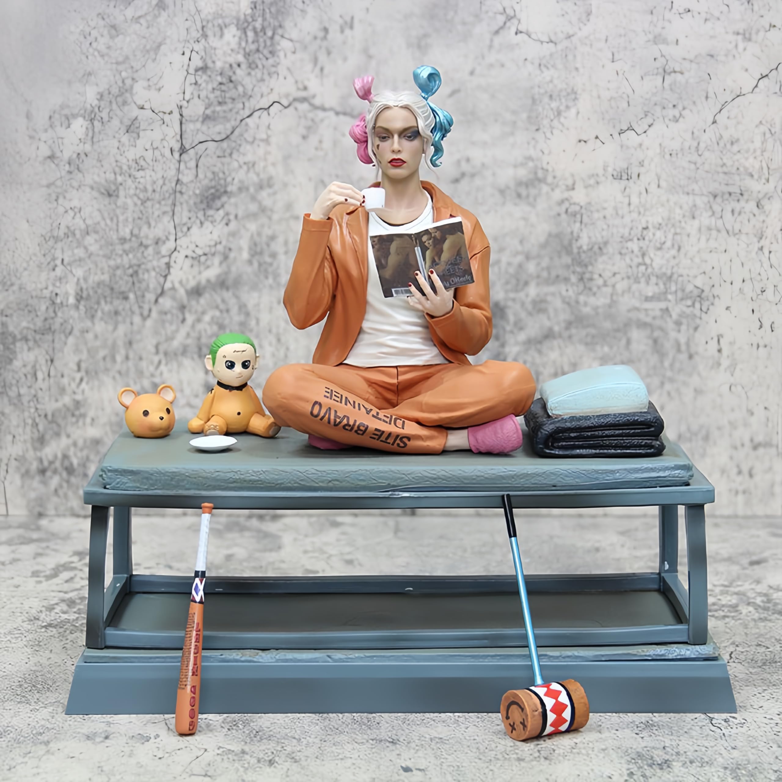 Amazon.co.jp: 280mm/AMP+Heath Ledger Jokerフィギュア 女