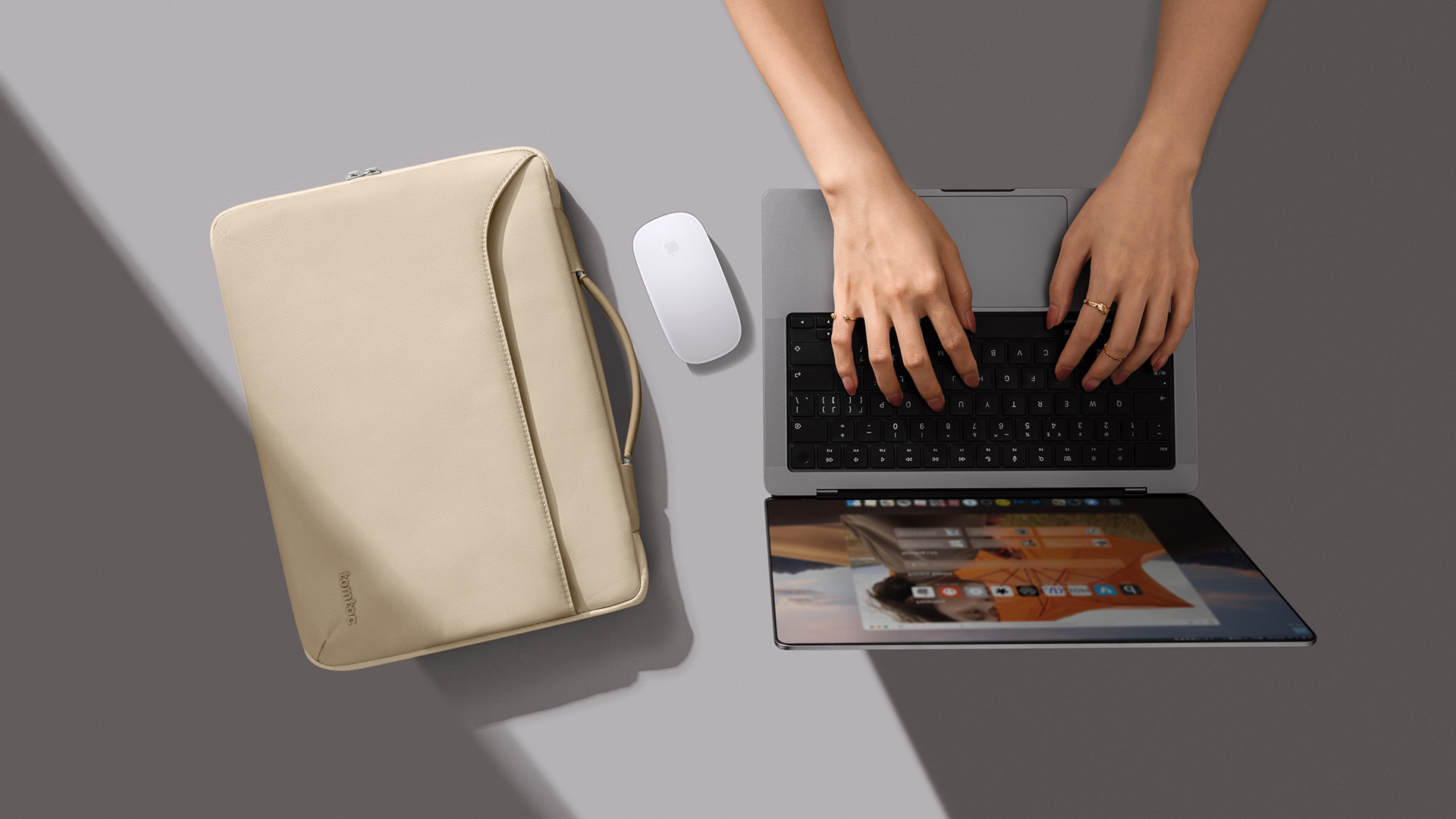 BOSS ベージュ PCケース Amazon.co.jp: tomtoc ノートパソコンケース 14インチ MacBook