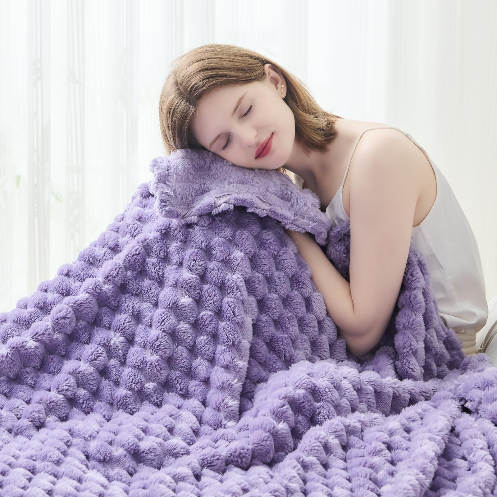 newcosplay super soft throw blanket lavender premium silky flannel fleece 3d clouds stylish jacquard lightweight bed blanket all season use 350gsm (lavender, throw(50"x60"))