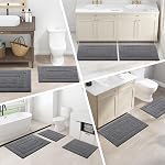 Kitinjoy Petit tapis de bain en microfibre souple et absorbant, Tapis de bain antidérapant, Tapis pour baignoire sèche à la machine pour le plancher de salle de bains, baignoire et douche, 24" x 16", Gris foncé