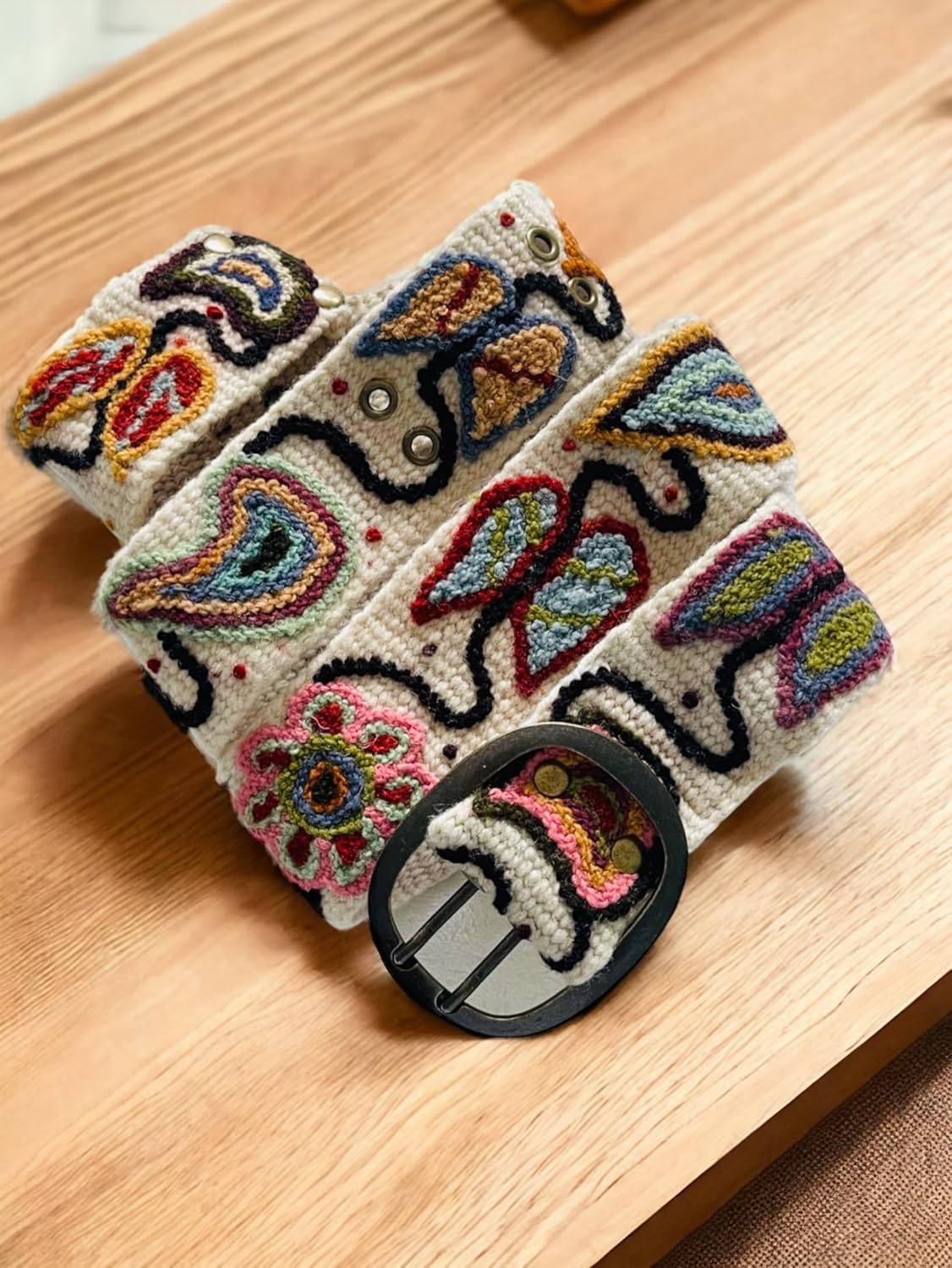 Andina Blossom Cream Embroidered Flower Belt