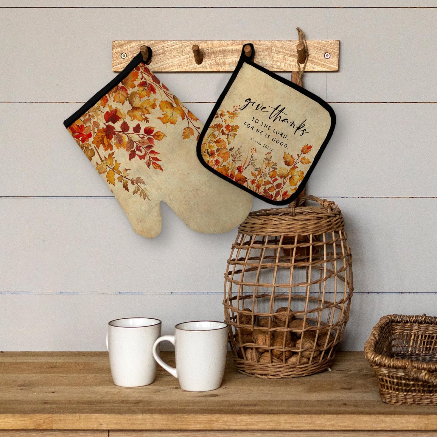 Christian Fall Oven Mitts and Pot Holders Sets, Bible Verse Rustic Autumn Maple Leaf Botanical Oven Mitts, Christian Gifts for Women Over Mittens for Kitchen Decor, Fall Over Gloves Gifts