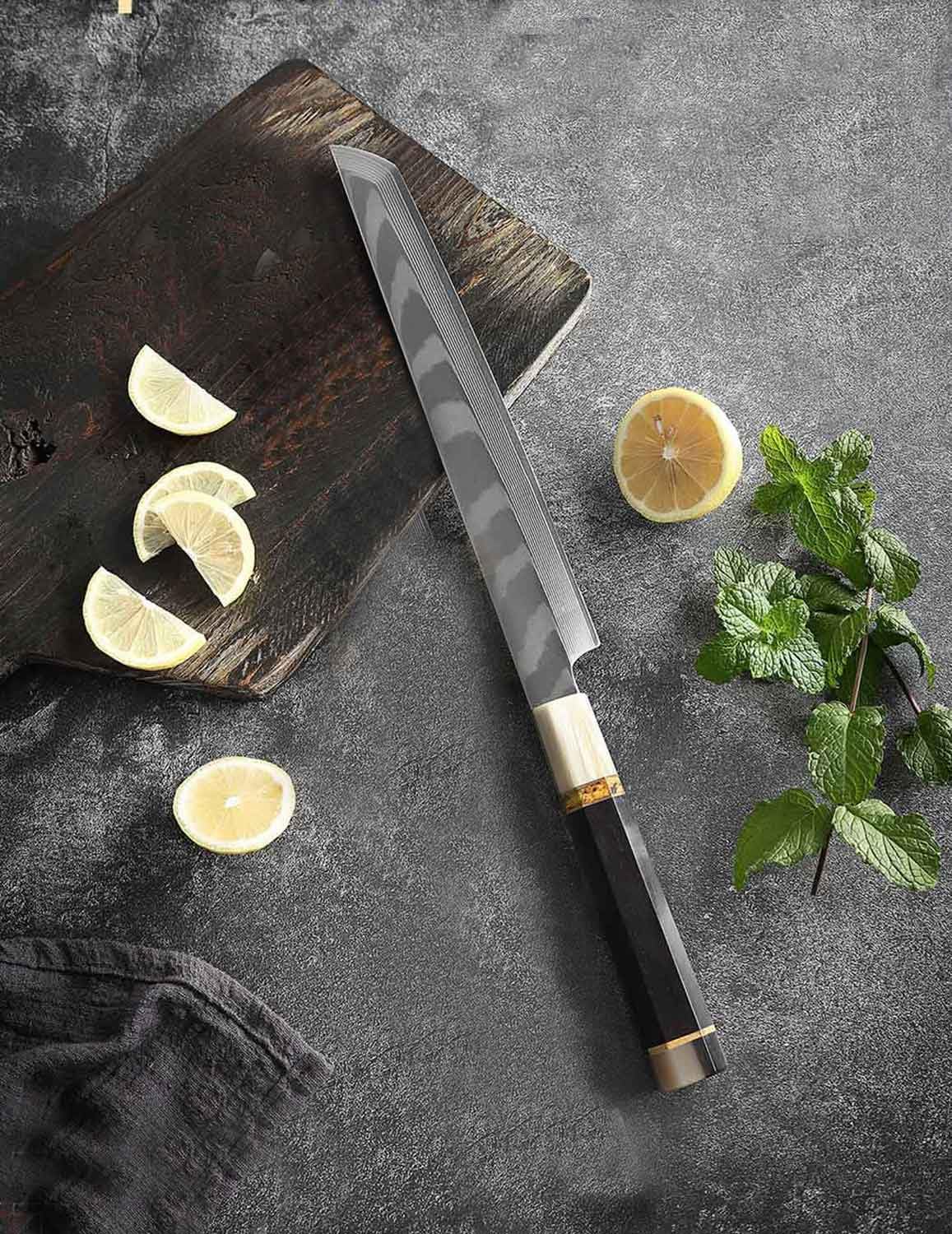 Sakimaru oder Yanagiba Messer Mit achteckigen Ebenholz- und Büffelhorngriff Lachsmesser und Filetmesser für Sushi und Fisch Damast Edelstahl 33 Lagen sehr scharf 43 cm