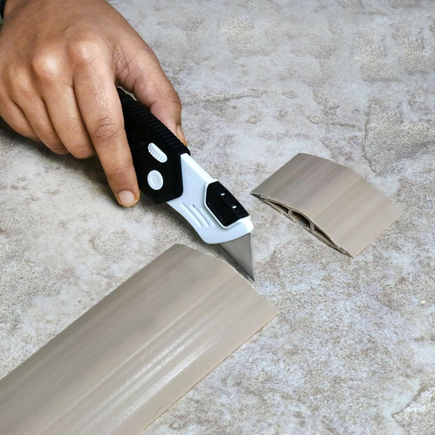 Lightweight Strong ABS Plastic Folding Utility Box Cutter (6 Pack)