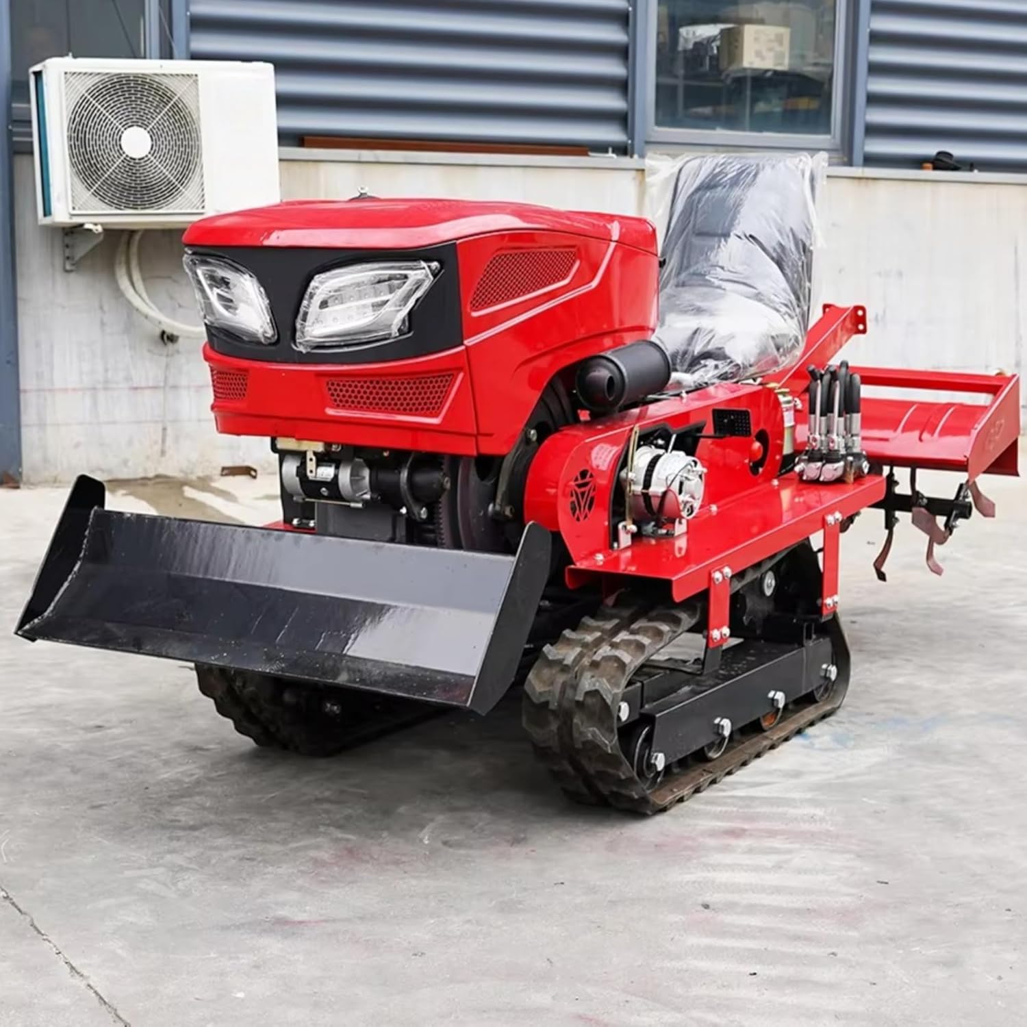 Compact Mini Tracked Tractor for Small Farms & Gardens, Easy Operated Crawler Tractor with Rubber Tracks, Fuel Efficient Diesel Track Tractor for Orchard, Vineyard, Landscaping & Light Duty Farming