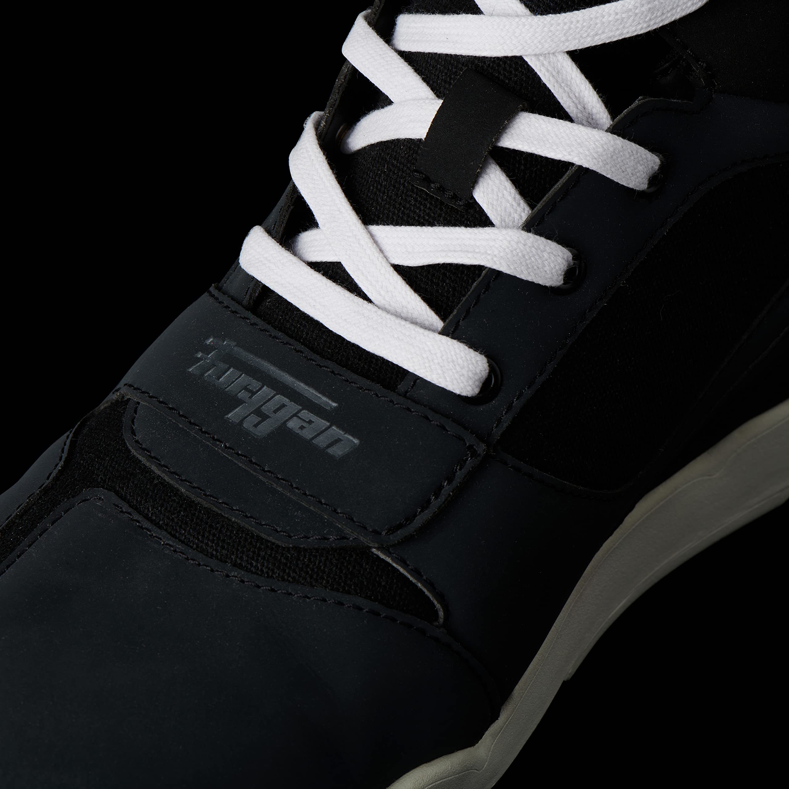 FURYGAN CHAUSSURES BASKET GET DOWN D3O CHAUSSURES DE MOTO - MODERNE & CONFORTABLE - INSERTS RETRO-REFLECHISSANTS - ETANCHE & RESPIRANT - PROTECTION MALEOLLES D3O - TAILLES DIFFERENTES