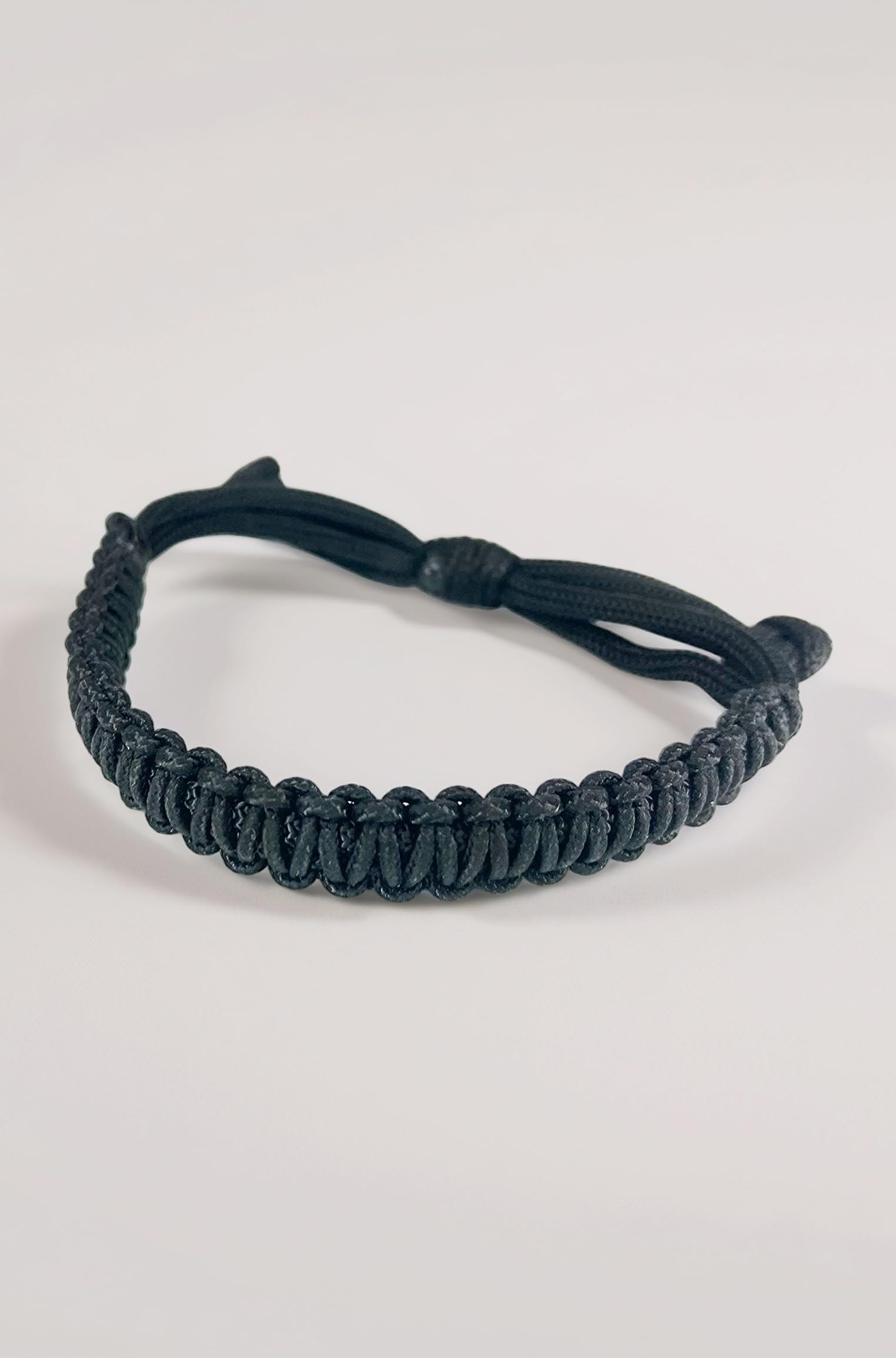 Black Thread Bracelet Nylon Cord Adjustable Wrist Band Negative Energy Remover Vadic Kala Dhaga Bracelet with Stylish Lock for Women Men Hand