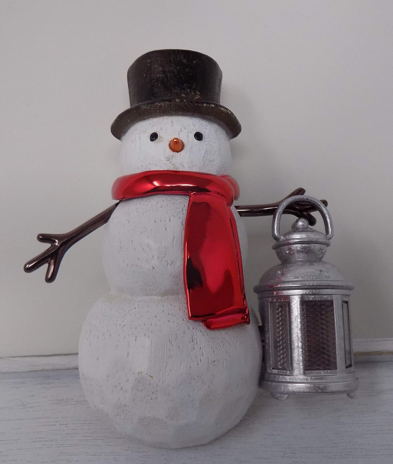White Barn BBW Wallflowers Diffuser Unit Snowman Holding A