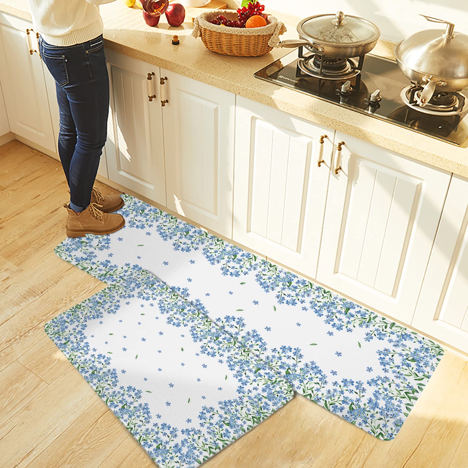 Alfombra Antideslizante Para Cocina 17x28 Pulgadas - Flores Rosas Y Azules Sobre Azul Marino (Nourison)