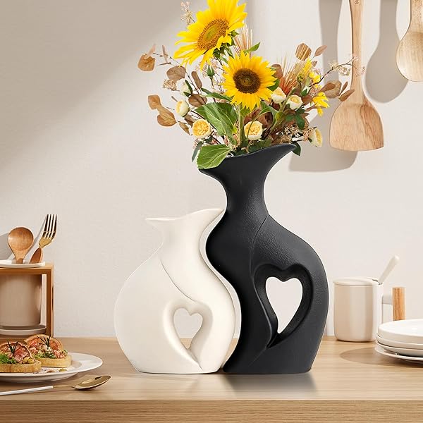 Minimalist Ceramic Heart-Shaped Vases