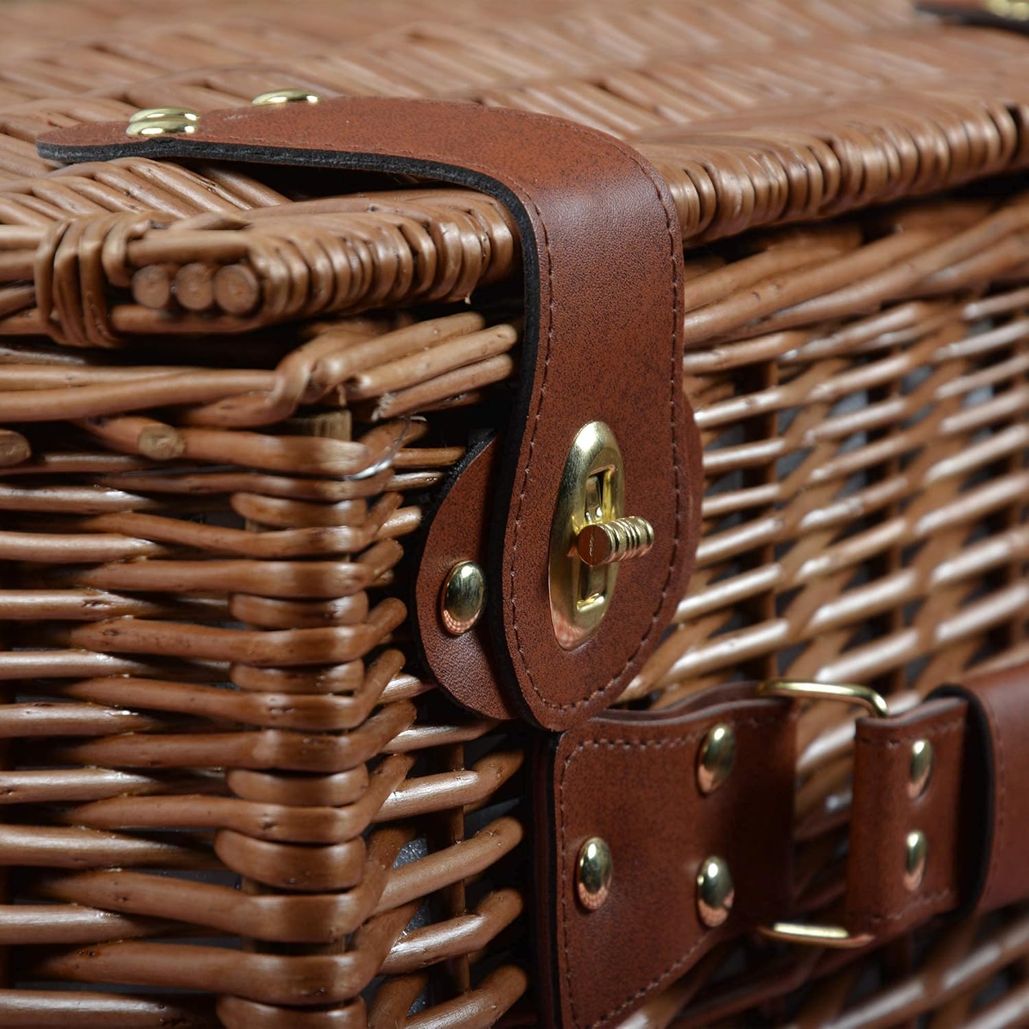 SatisInside Picnic Basket for 2 Wicker Picnic Set with Insulated Liner for Camping,Wedding,Valentine Day,Gift - Reinforced Handle, Grey: Kitchen & Dining