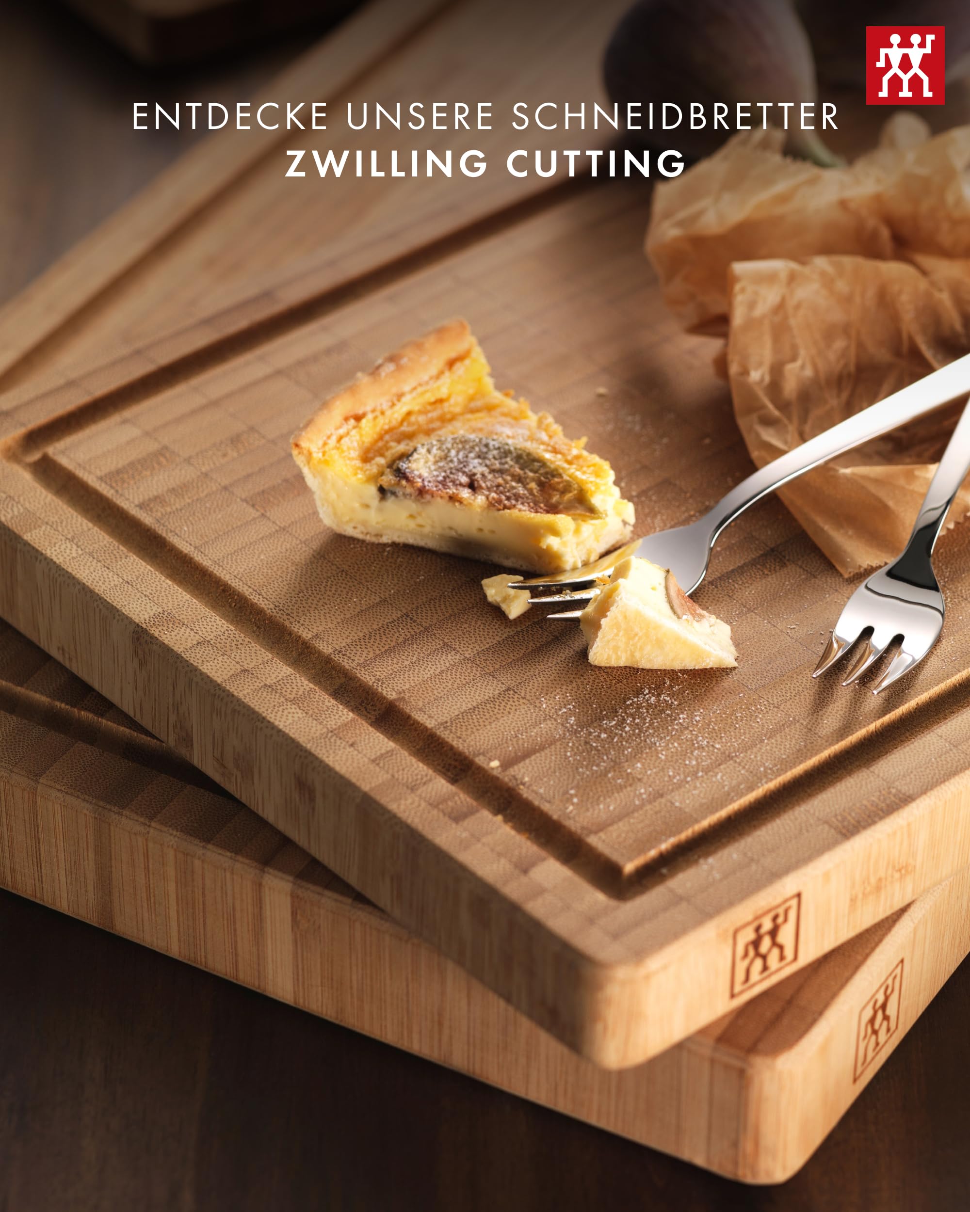 ZWILLING Schneidbrett mit Saftrille, Massives Bambus-Holz, Beidseitig Nutzbar, 36 x 25,5 x 3 cm, Braun