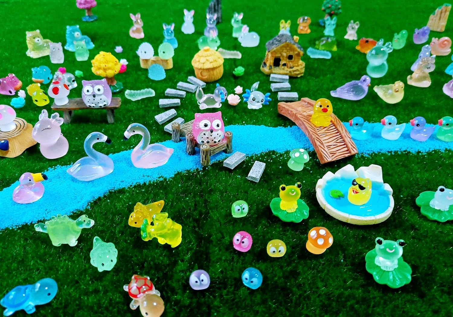 Glow in The Dark Woodland Mini Resin Animals Figures 100 Pcs Set