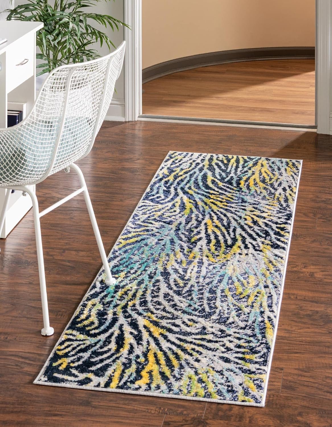 Rugs.com Ariel Collection Rug – 6 Ft Runner Blue Medium Rug Perfect for Hallways, Entryways