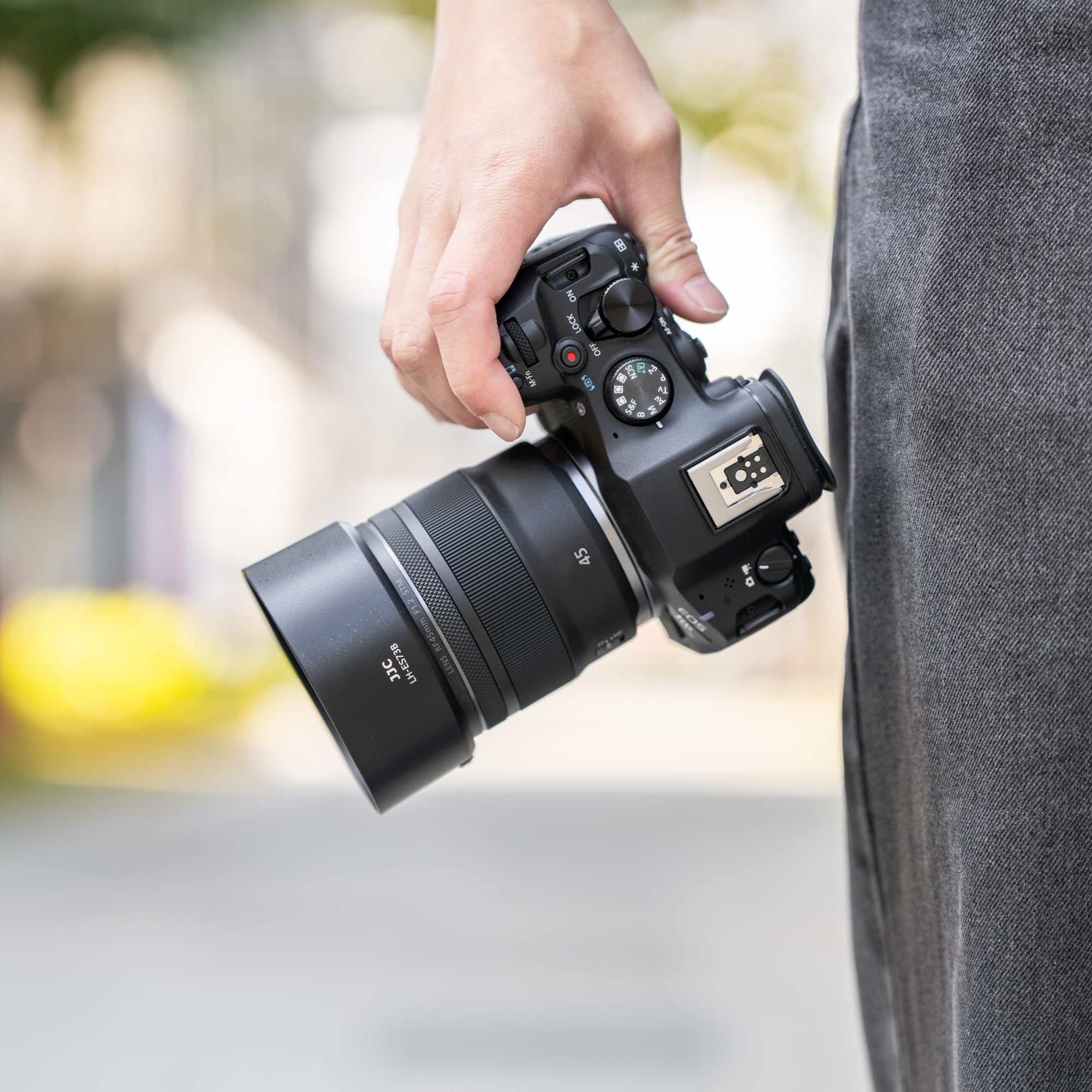 Canon RF 45mm F1.2 STM＋ES-73Bレンズフード付き新品 Amazon | JJC ES-73B 可逆式 レンズフード Canon RF 45mm F1.2 STM