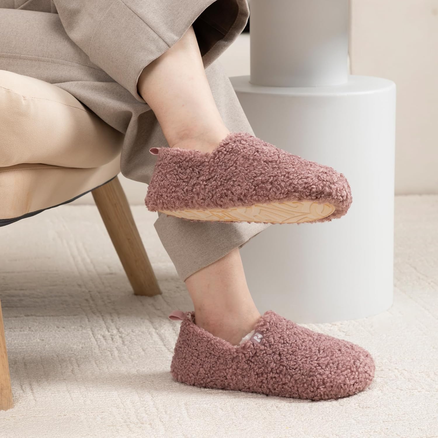 RockDove Women's Faux Shearling Closed Back Slipper with Memory Foam - Image 2