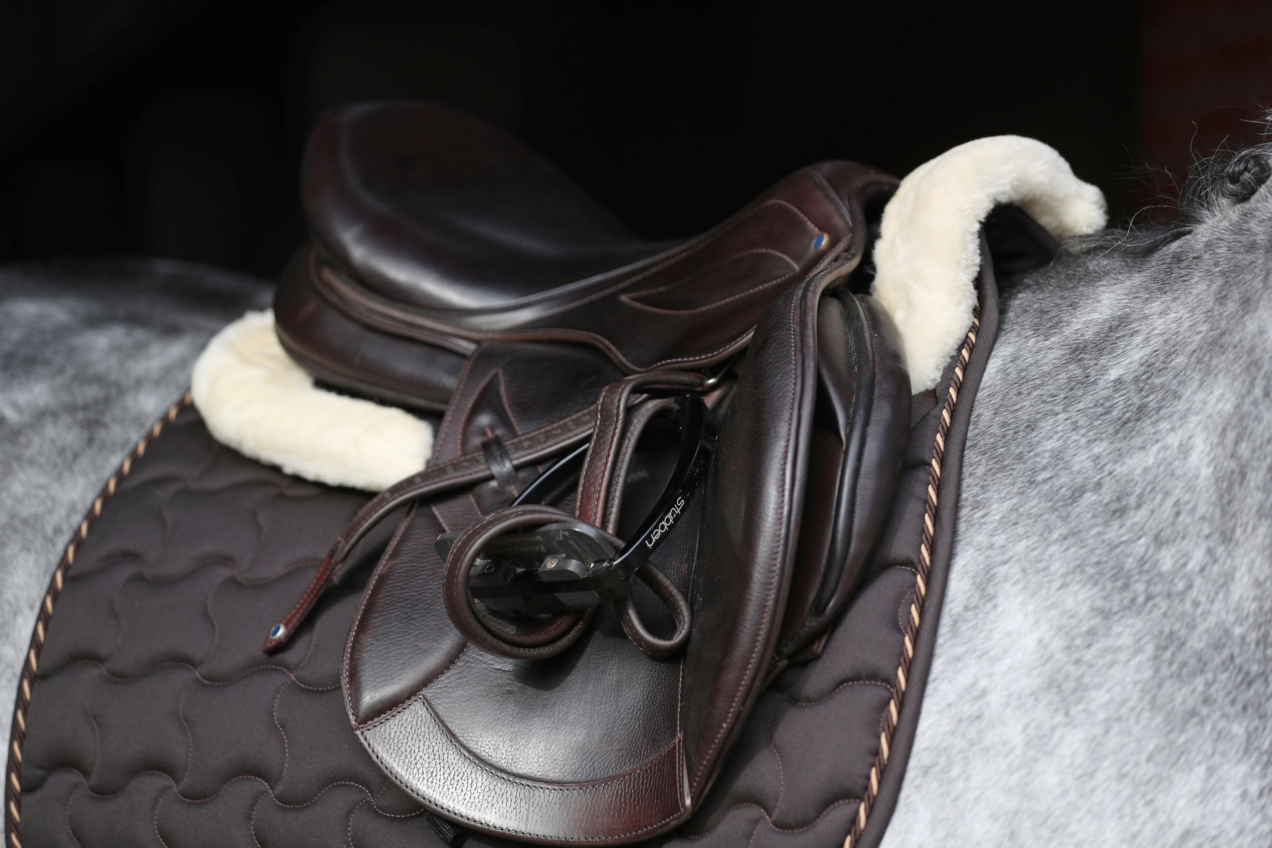 Kerbl Cuscino per Sella, Nero, Pelliccia Sintetica, Full