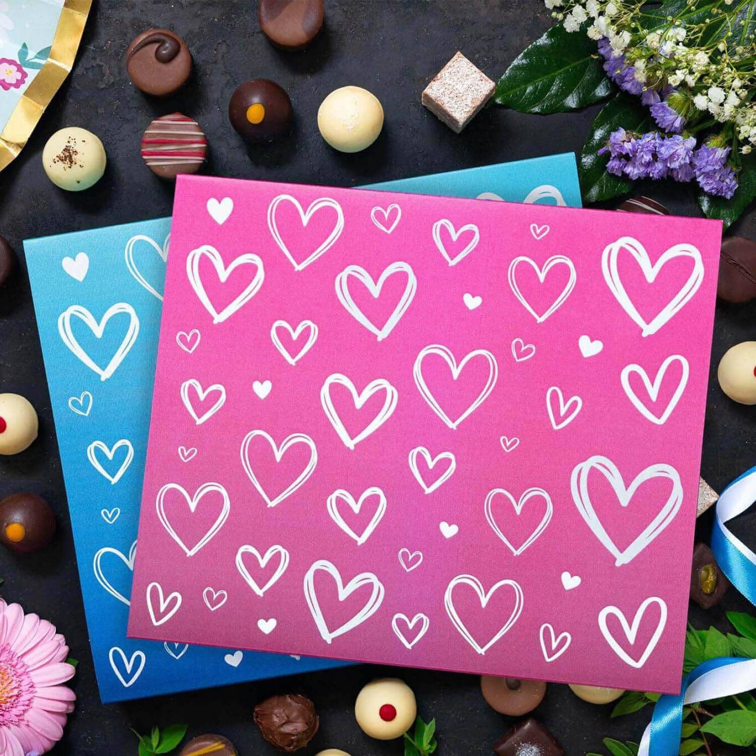 Hallingers Genuss Manufaktur Pralinen Valentinstagsgeschenk - ohne Alkohol, handmade aus Edelkakao Doppelpack in wertiger Geschenkbox "Pink&Blue Heart...", Valentintstag für Frauen Männer