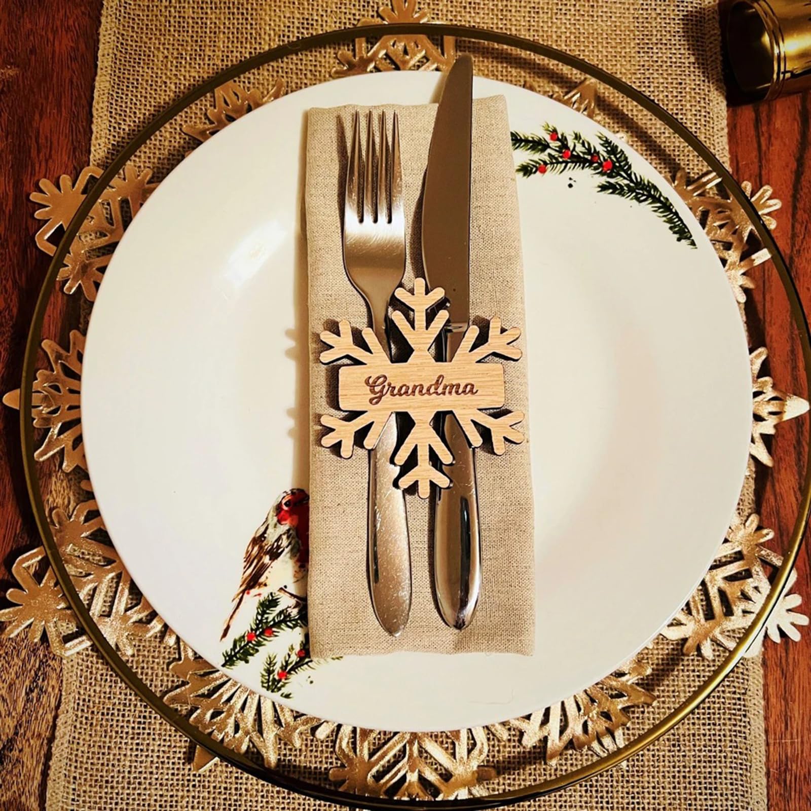 Personalisierbare hölzerne Weihnachts-Schneeflocken-Platzkarten, individuelle Namensschilder für Hochzeit, Tischdekoration, Gast-Geschenkanhänger (30 Stück)