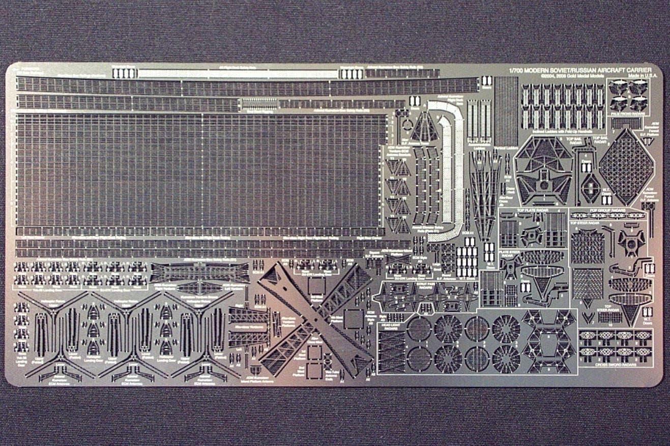 BIBNY Gold Medal Models 1/700 Soviet Carrier 700-31
