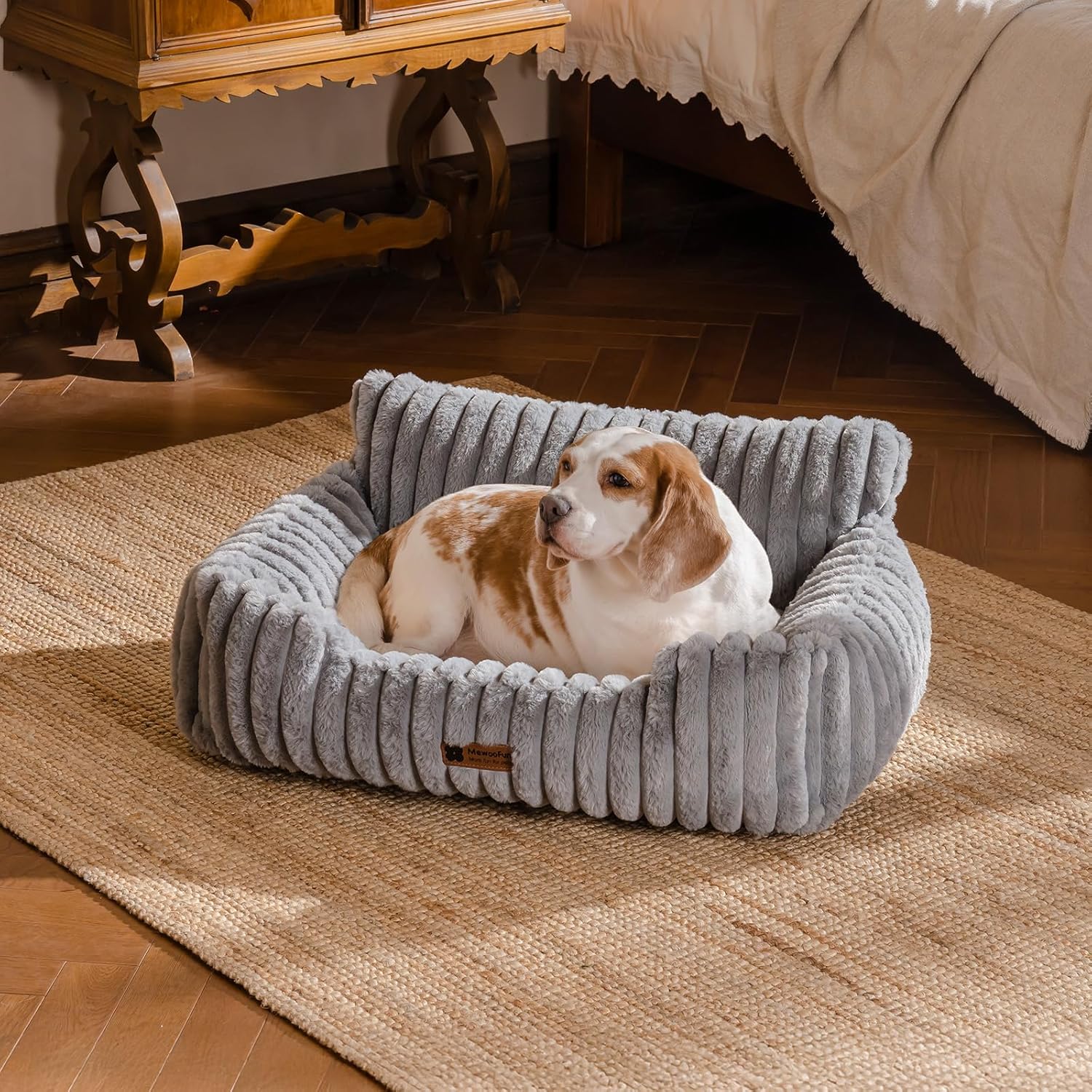 MEWOOFUN Dog Couch Bed, Fluffy Small Dog Bed with Removable Washable Cover, Supportive Cat Couch for Cats & Dogs up to 25 lbs (Grey, 30x21x12)