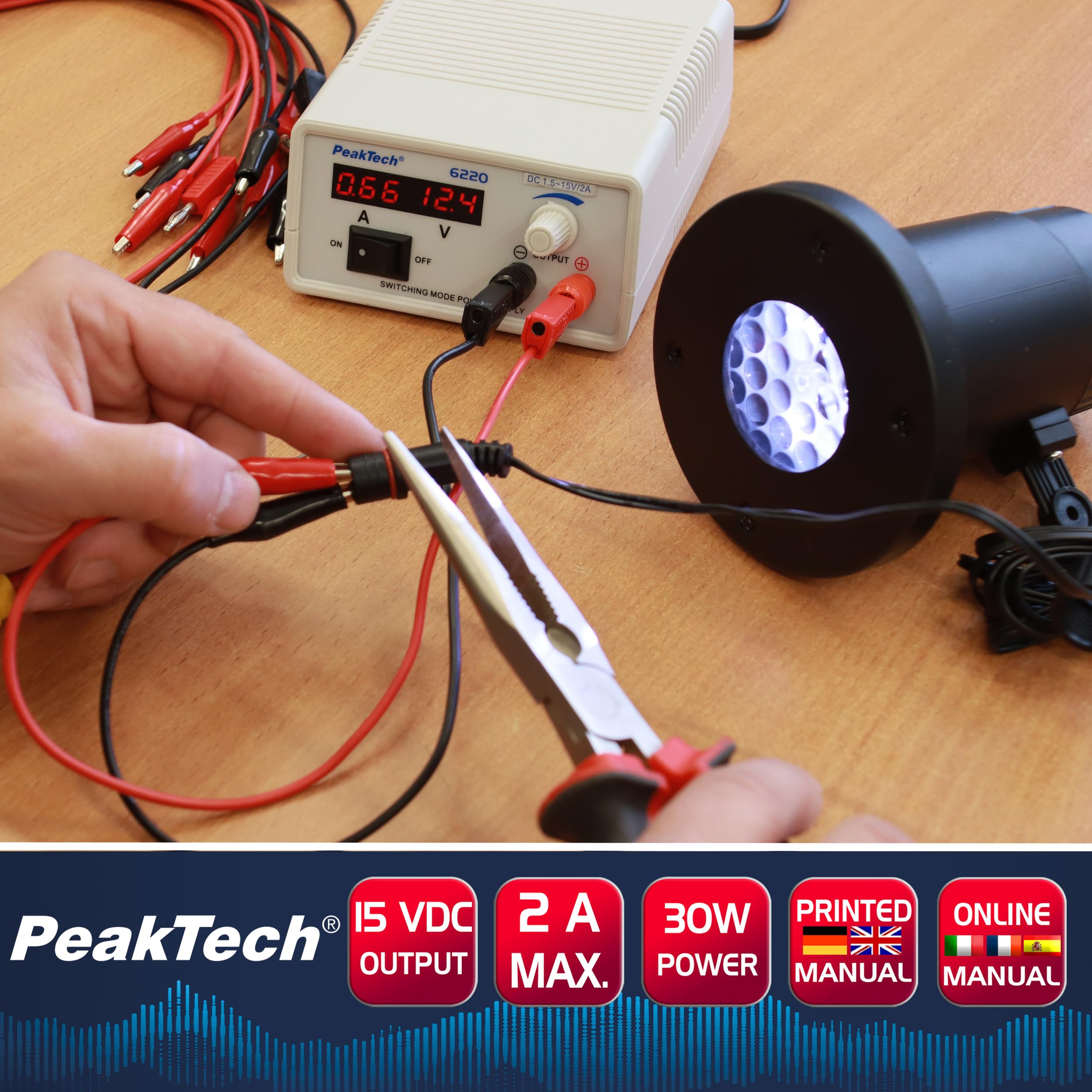 PeakTech 6220 Mini alimentatore switching DC regolabile 1,5V - 15V / 2A, alimentatore da laboratorio con display LED, P 6220