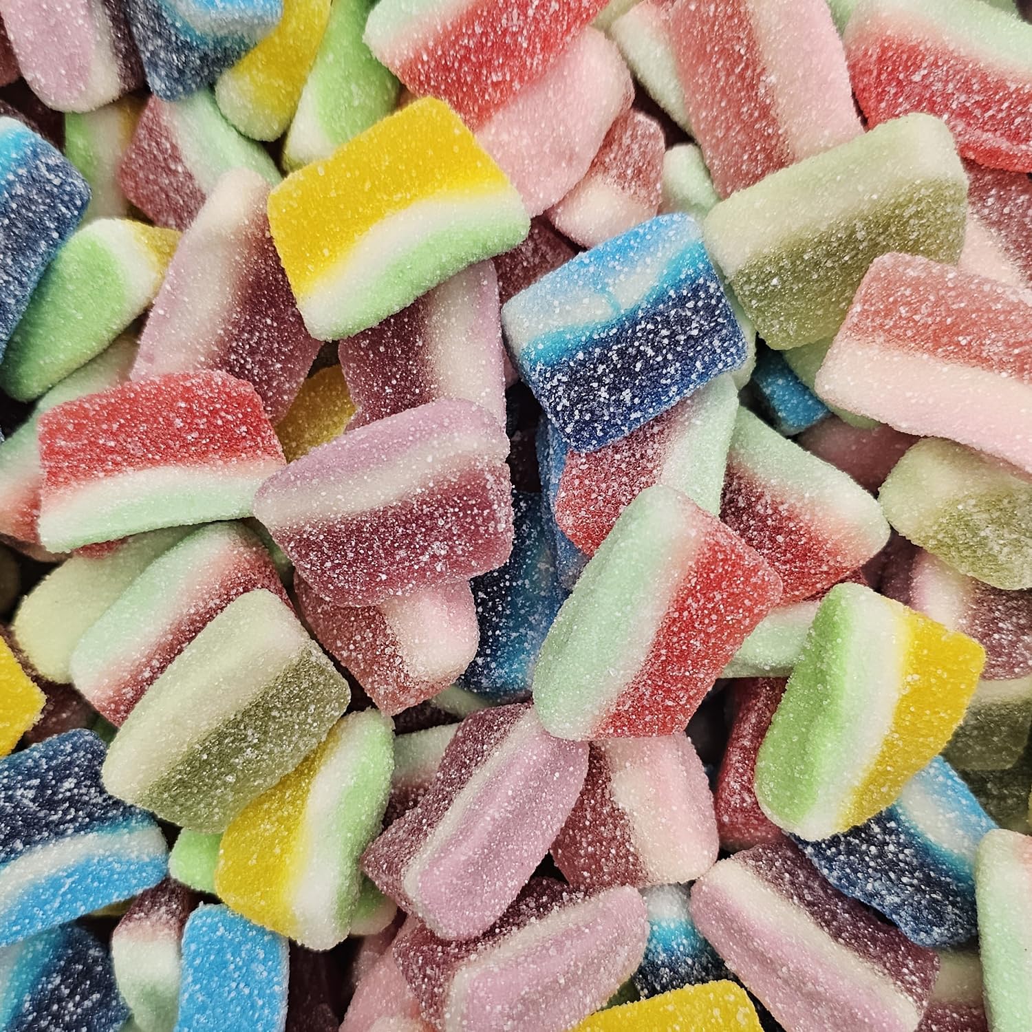 Sweets and Candy® Assorted Fizzy Fruit Slices 1kg Bulk Bag – Sugar Coated Jelly Sweets in Blue Raspberry, Watermelon, Cherry, Strawberry, Lime & Piña Colada Flavours – Soft & Chewy Pick and Mix Candy