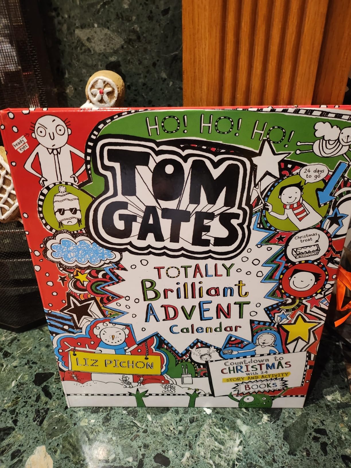 Tom Gates Advent Calendar 24 minibooks perfect for the Christmas countdown! Amazon.co.uk