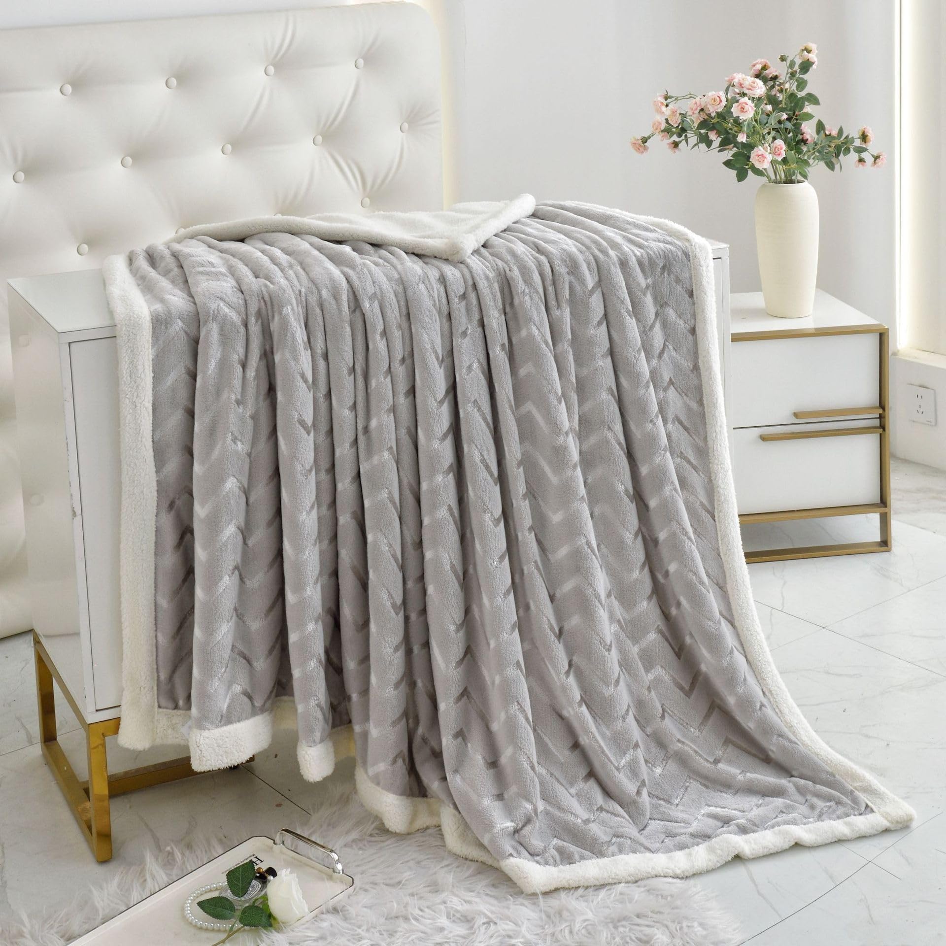 Grey Sherpa Fluffy Fleece Blanket Super Soft Throw For Bed Cozy Warm Blankets Double Size For Sofa, Couch, Armchair, 150X200cm,