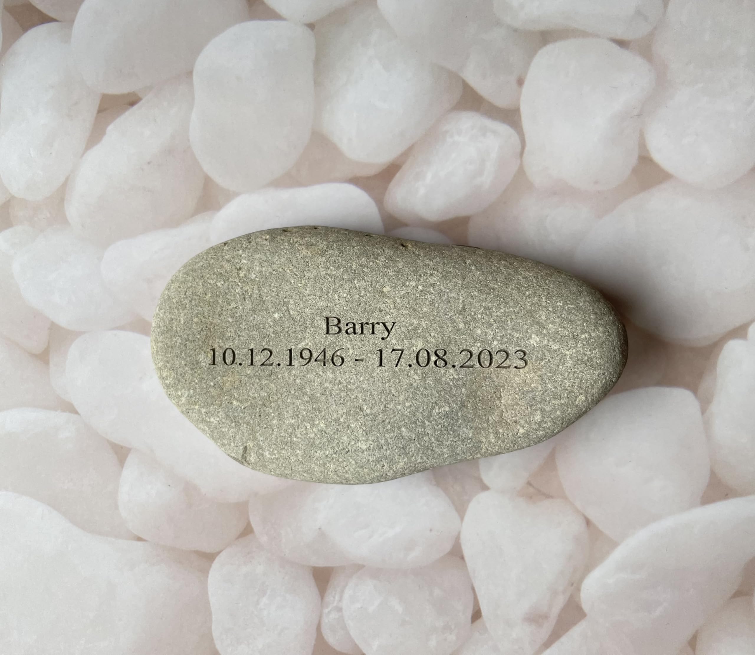 Uktmall Color Of Natural Stone Personalised Engraved Natural Stone, Pebble Memorial, Grave Marker, Marriage Anniversary, Date, Welcoming Baby