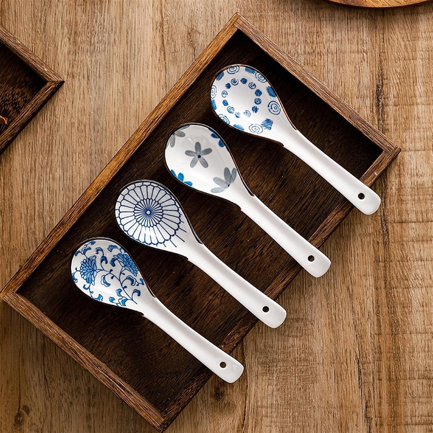 Soup Spoon Ceramic Spoons Set of 4 Asian Ladle Porcelain Japanese Ice Cream Scoop(J)
