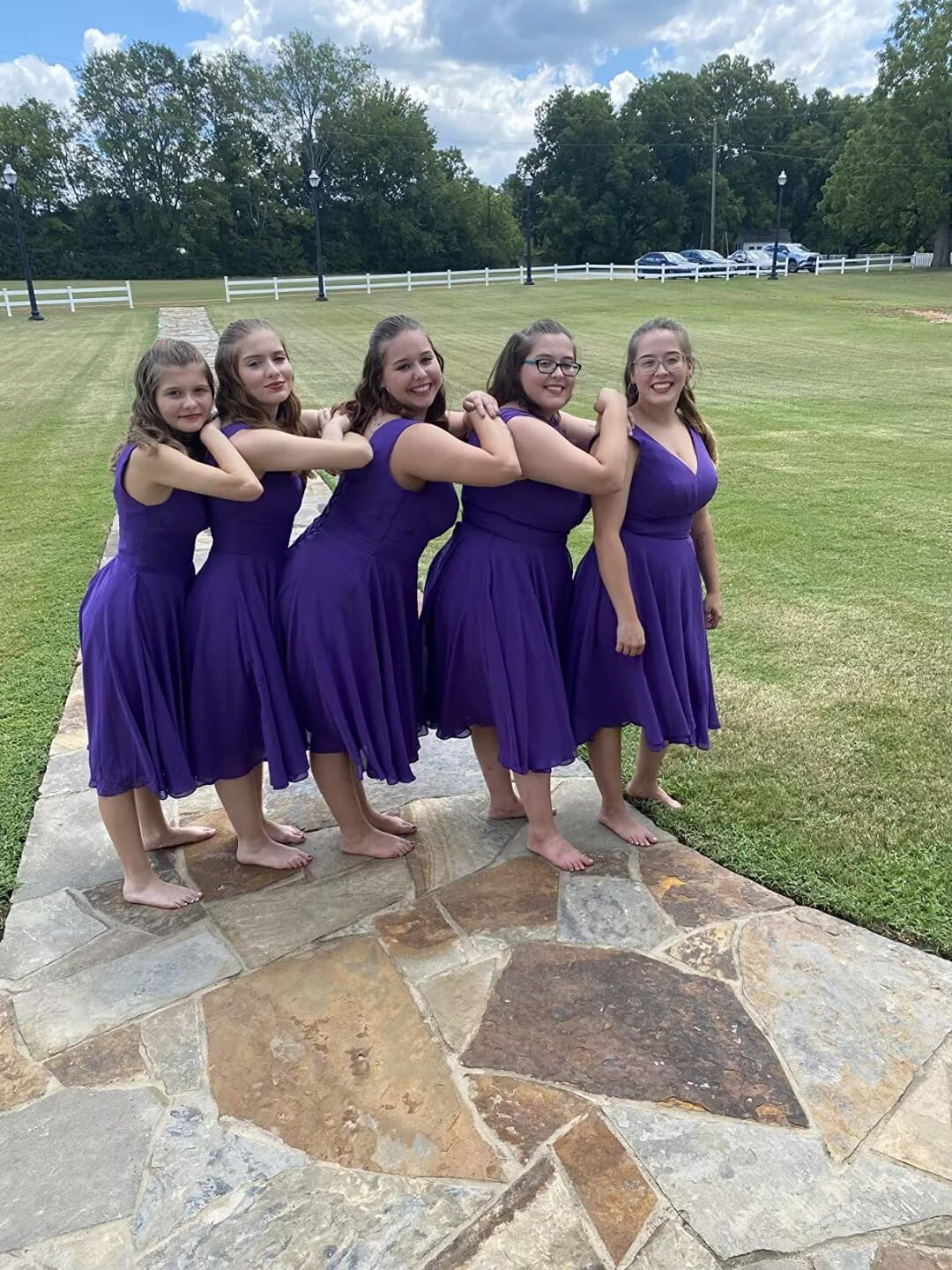 RSOETOO Women’s Double V Neck Short Bridesmaid Dresses 2026 Ruched Chiffon Formal Homecoming Dress for Party RON055