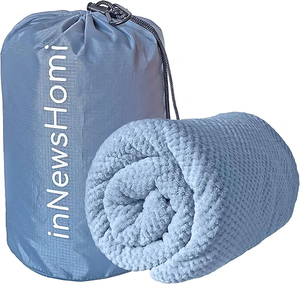 INNEWSHOMI Travel Blanket Airplane Compact with Bag, Lightweight & Packable 2 in 1 Airplane Blanket or Travel Pillow, Travel Essentials for Women Men & Kids, Blue