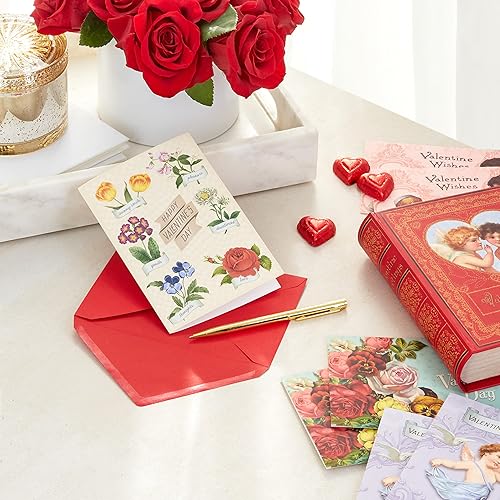 Miniatura 2 de Hallmark Surtido de tarjetas vintage para el día de San Valentín con caja organizadora de libros de archivo (12 tarjetas y sobres)