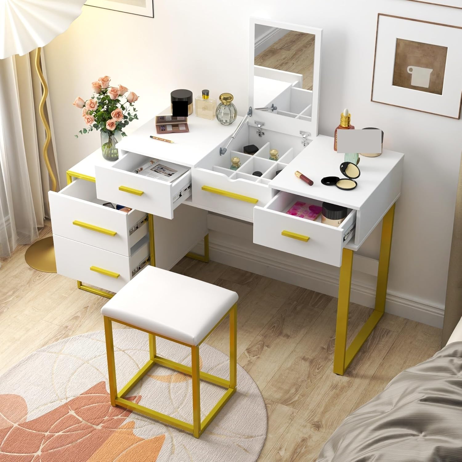 Makeup Vanity Set with Mirror, Dresser Table with Nightstand, with 4 Drawers