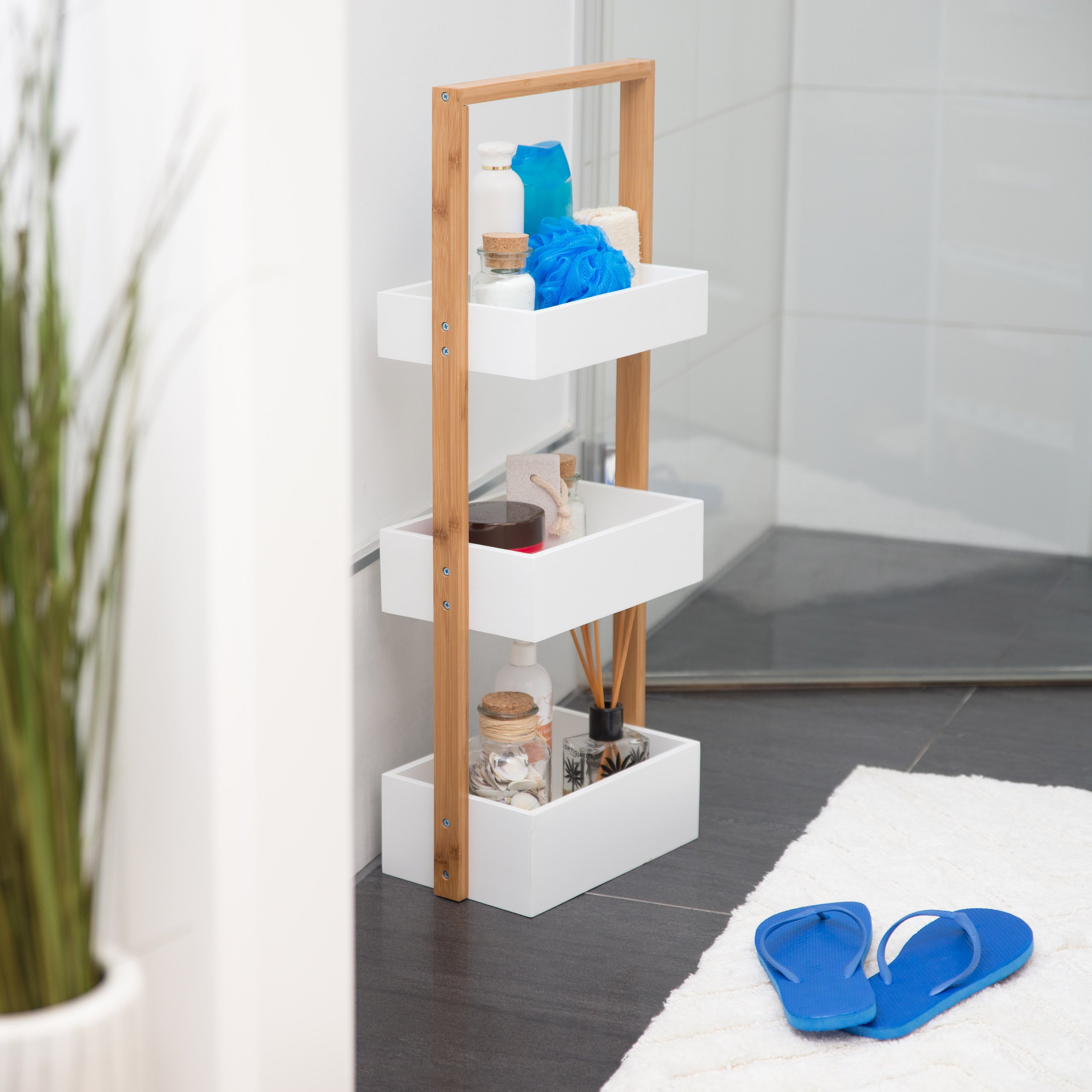 Relaxdays Scaffale bagno in bambù con 3 cestini ripiani mensole di MDF HxLxP: 76 x 30 x 18,5 cm bianco/beige