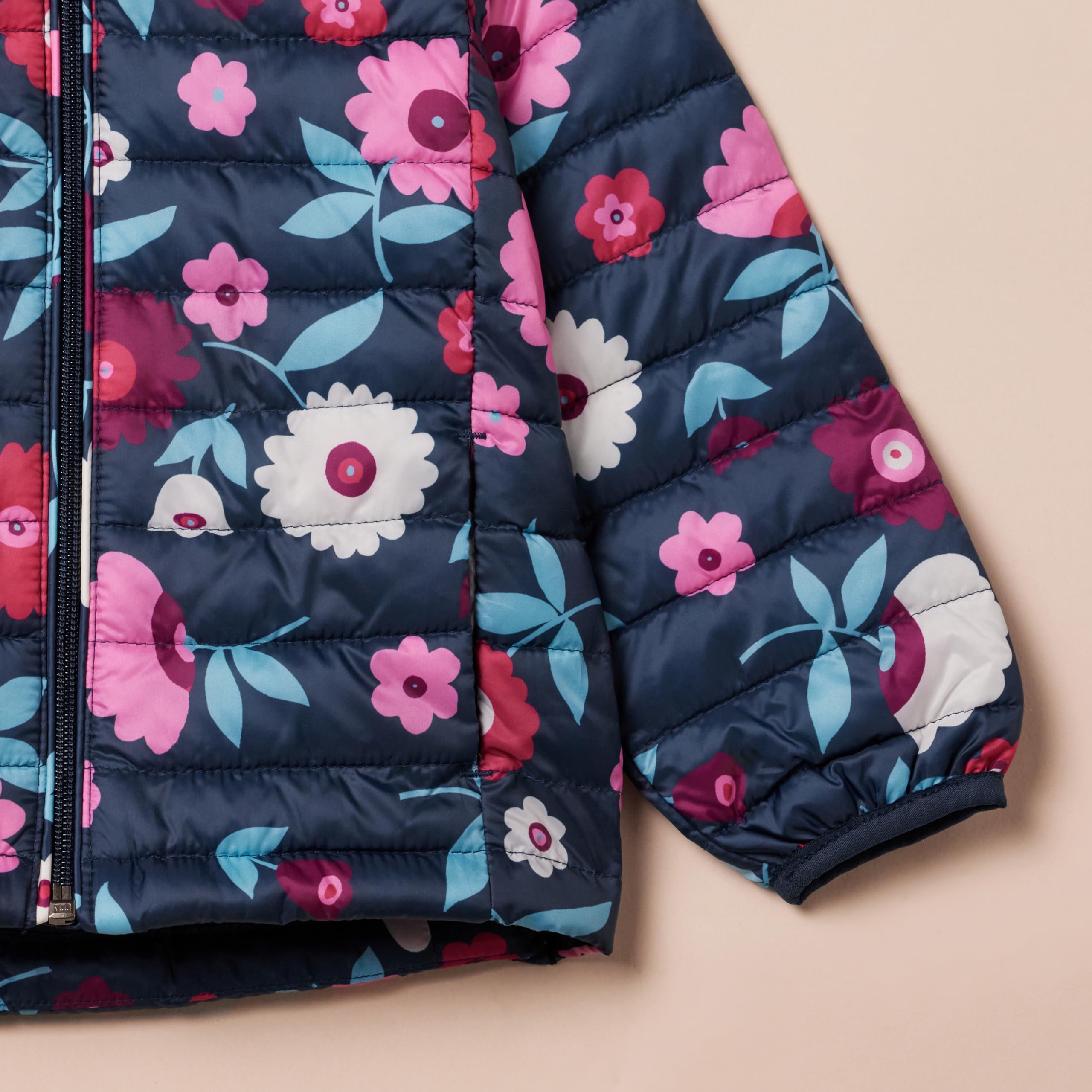 Amazon Essentials Piumino Leggero con Cappuccio Impermeabile e Ripiegabile Bambine e Ragazze