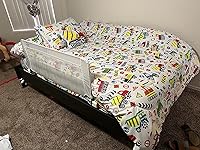 Review Image by Emily Ariza Emily Ariza