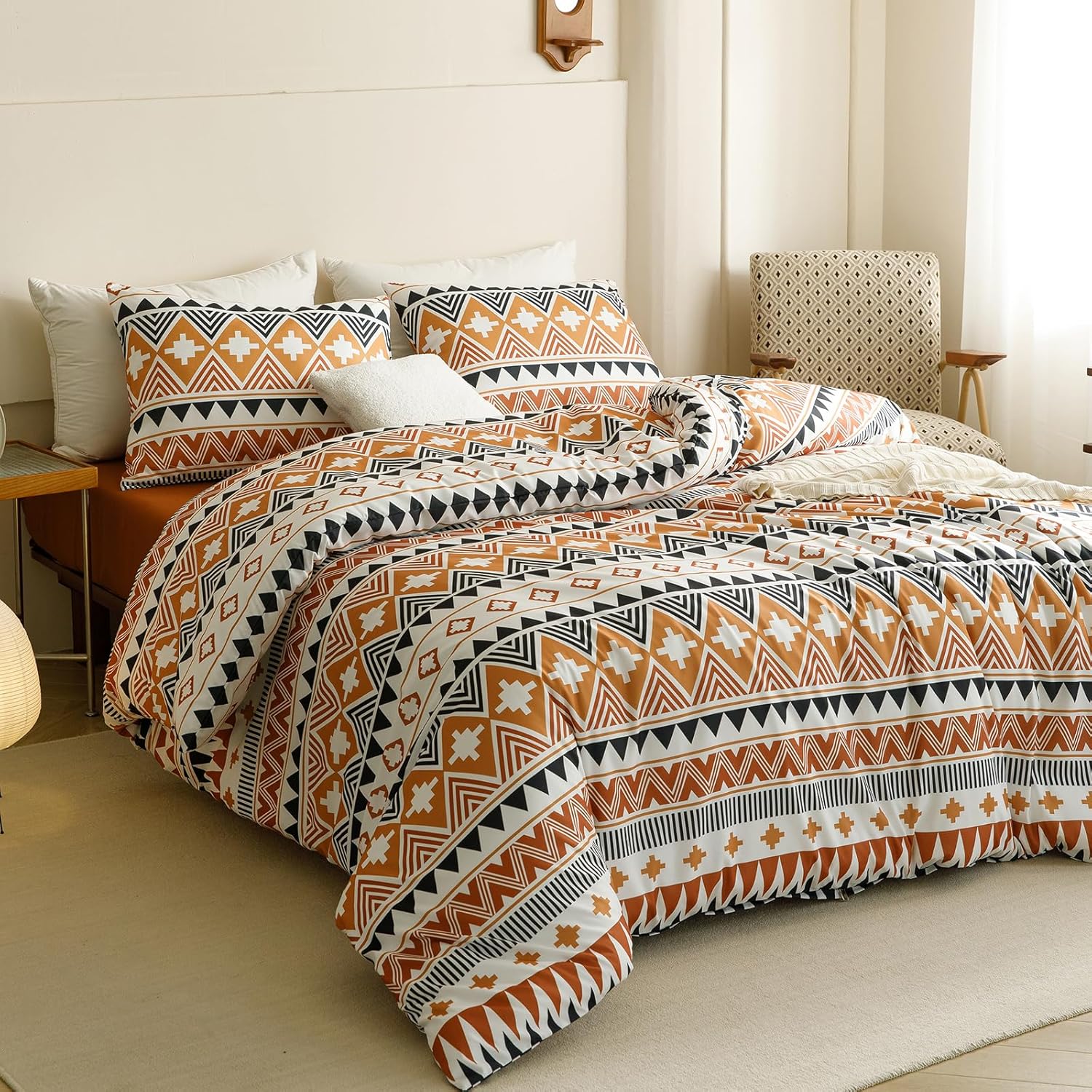 CLOTHKNOW Brown Aztec Queen Comforter Set Boho Bedding Comforter Sets Southwestern Comforter Queen Botanical Comforter with 2 x Pillow Cases