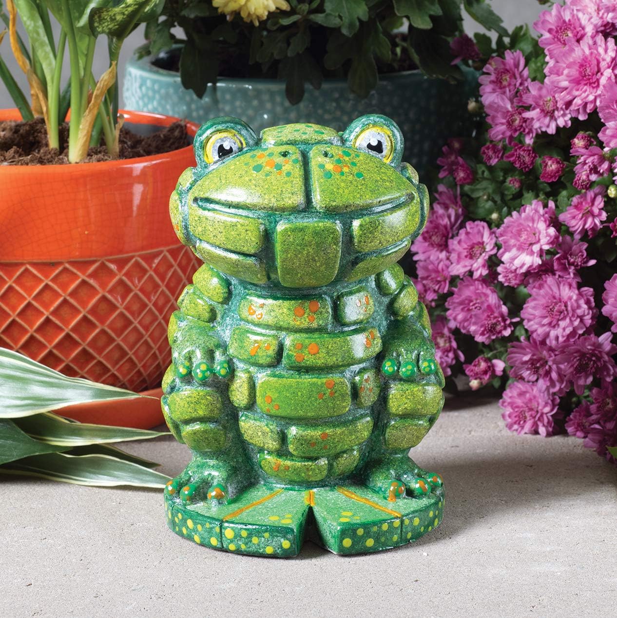MindWare Paint Your Own Mosaic Frog - Craft Kit Includes Weather-Resistant Stone Frog, Paint and Brush - Ages 8 and Up
