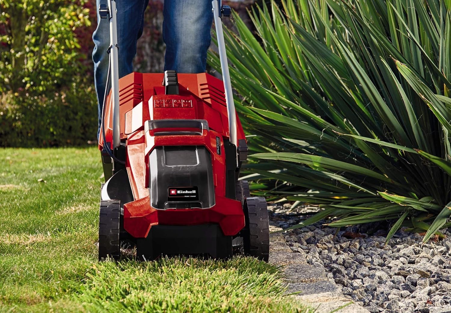 Einhell Akku-Rasenmäher GE-cm 18/32 Li-Solo Power X-Change (18 V, 32 cm Schnittbreite, bis 250 m², Brushless, 25L Grasfangkorb, 30-70 mm Schnitthöhe, ohne Akku)